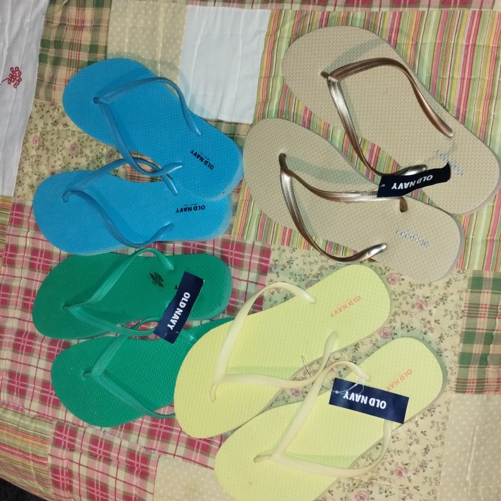 Old Navy flip flops